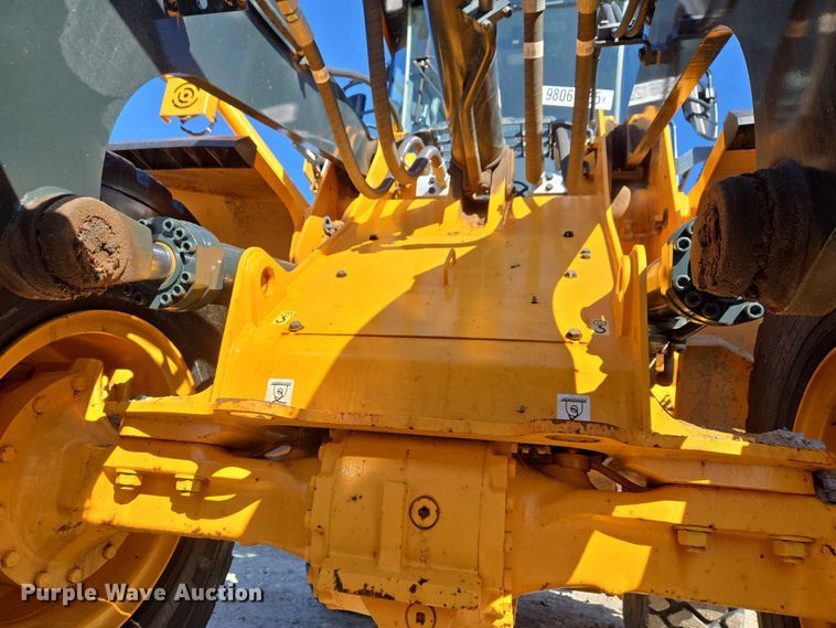 image for item YA1848 Hyundai HL940A XT high lift wheel loader