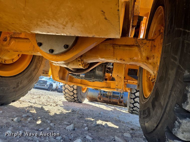 image for item YA1848 Hyundai HL940A XT high lift wheel loader