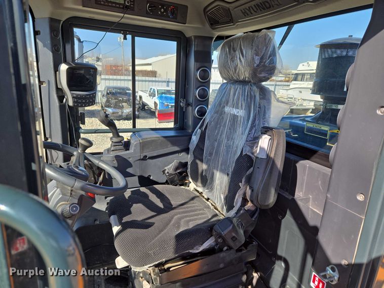 image for item YA1848 Hyundai HL940A XT high lift wheel loader