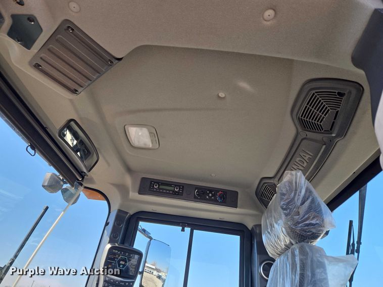 image for item YA1848 Hyundai HL940A XT high lift wheel loader