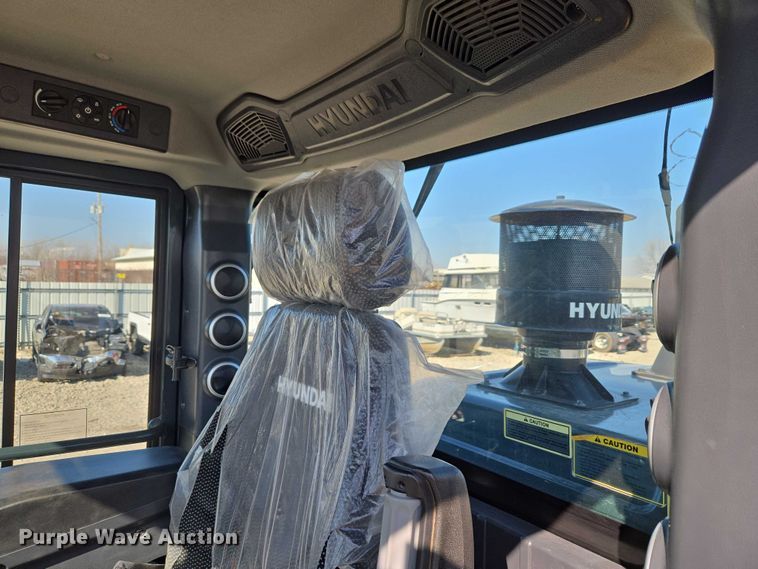 image for item YA1848 Hyundai HL940A XT high lift wheel loader