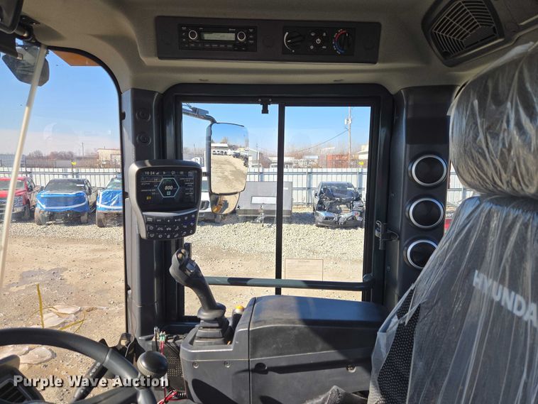 image for item YA1848 Hyundai HL940A XT high lift wheel loader