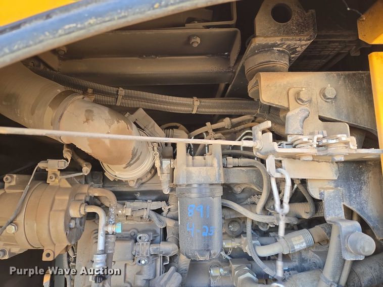 image for item YA1848 Hyundai HL940A XT high lift wheel loader