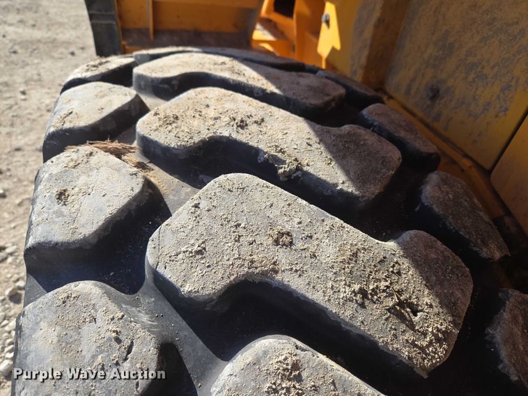 image for item YA1848 Hyundai HL940A XT high lift wheel loader