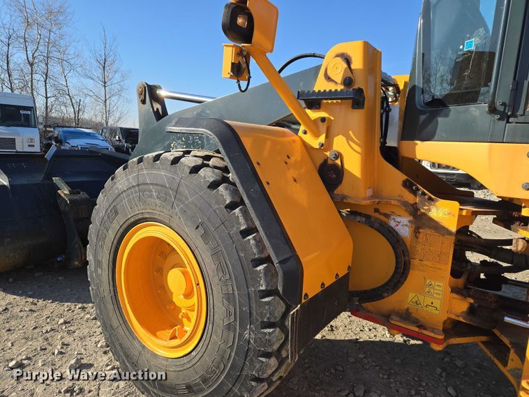 image for item YA1849 2021 Hyundai HL940A XT high lift wheel loader