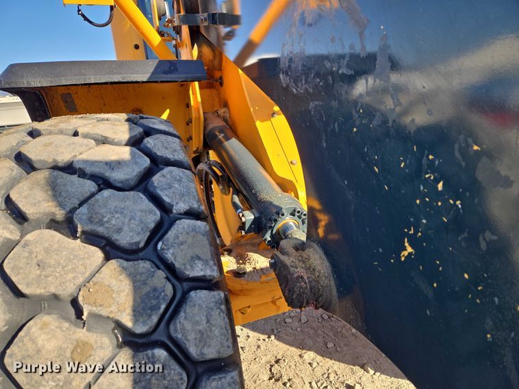 image for item YA1849 2021 Hyundai HL940A XT high lift wheel loader