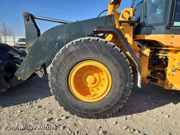image for item YA1849 2021 Hyundai HL940A XT high lift wheel loader