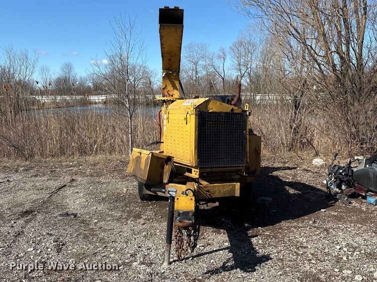 image for item YA1924 2014 Morbark wood chipper