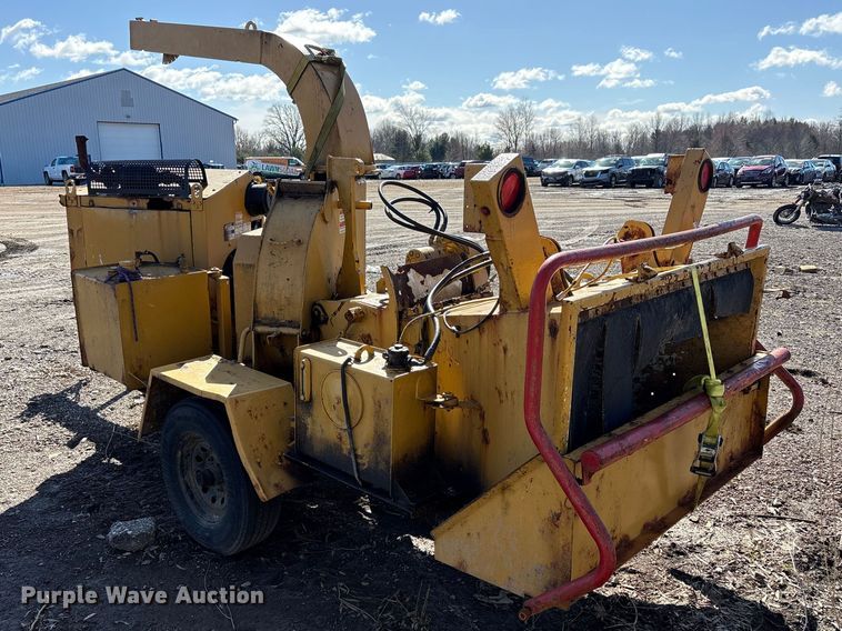 image for item YA1924 2014 Morbark wood chipper