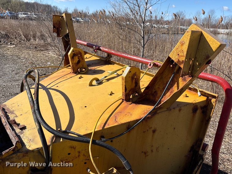 image for item YA1924 2014 Morbark wood chipper