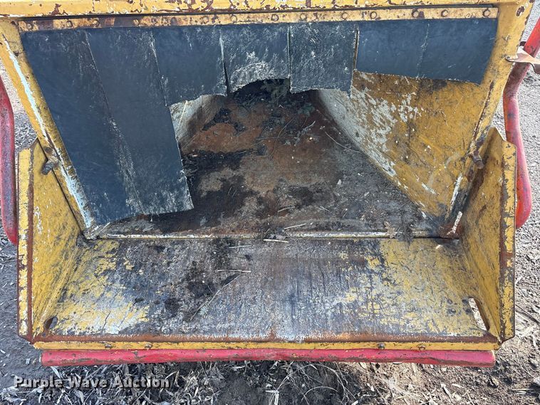 image for item YA1924 2014 Morbark wood chipper