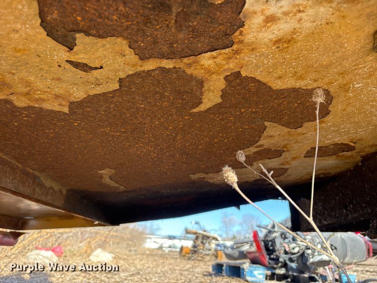image for item YA1924 2014 Morbark wood chipper