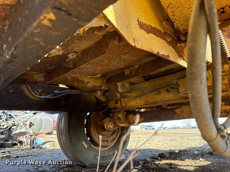 image for item YA1924 2014 Morbark wood chipper