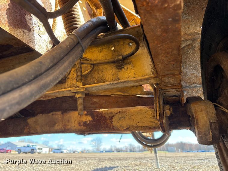 image for item YA1924 2014 Morbark wood chipper