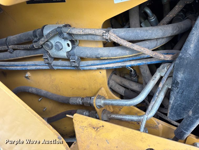 image for item YA1959 2024 Caterpillar 289D3 tracked skid steer loader