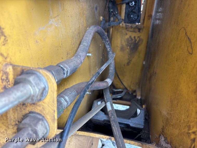 image for item YA1959 2024 Caterpillar 289D3 tracked skid steer loader