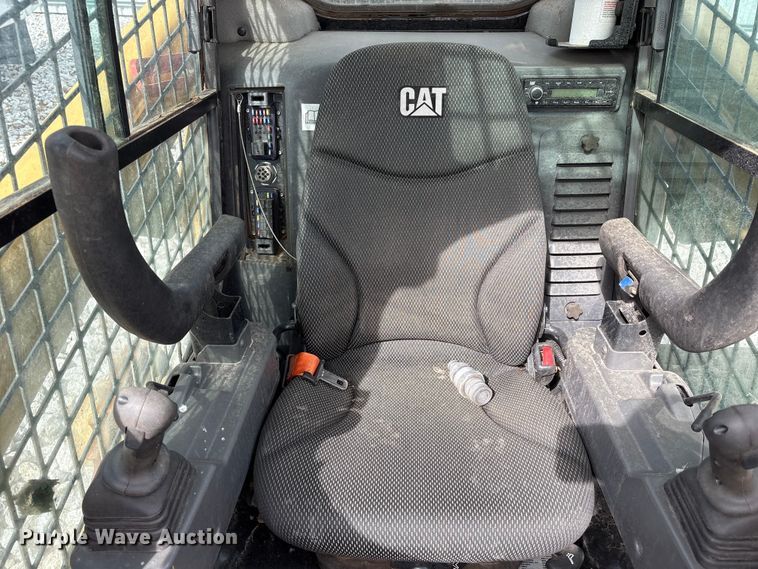 image for item YA1959 2024 Caterpillar 289D3 tracked skid steer loader