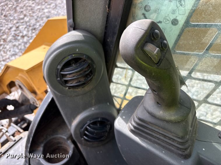 image for item YA1959 2024 Caterpillar 289D3 tracked skid steer loader