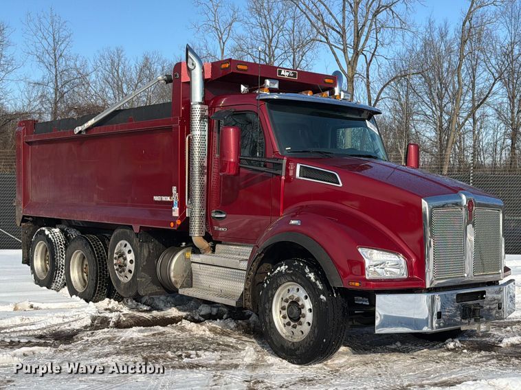 image for item YA2149 2024 Kenworth T880 dump truck