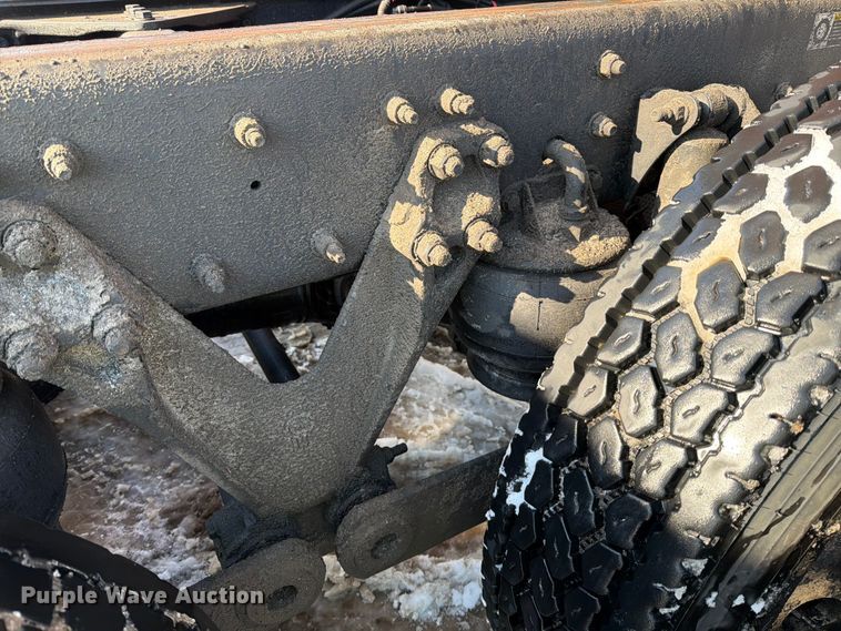 image for item YA2149 2024 Kenworth T880 dump truck