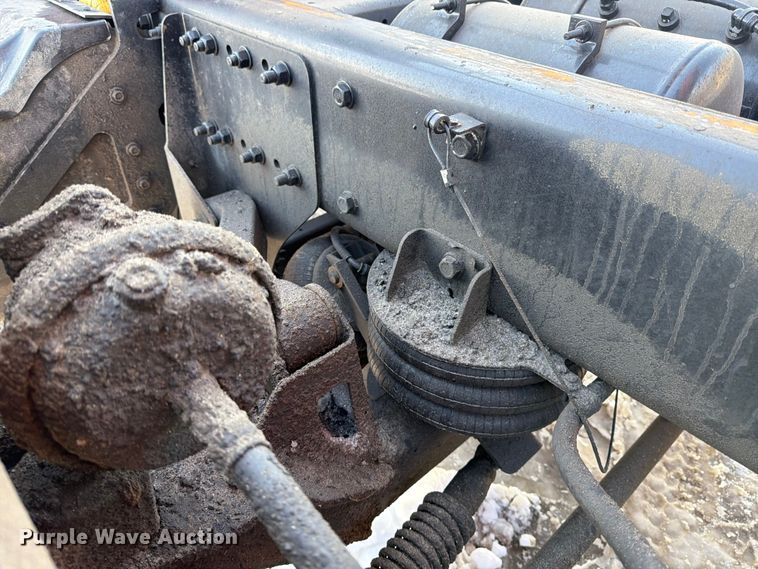 image for item YA2149 2024 Kenworth T880 dump truck