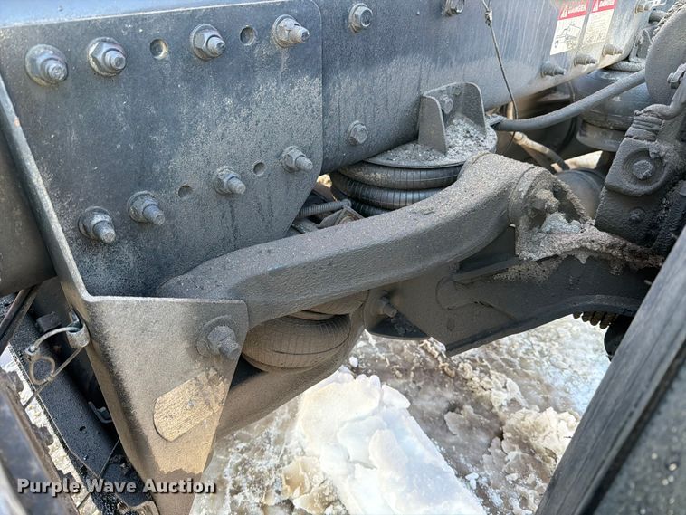 image for item YA2149 2024 Kenworth T880 dump truck