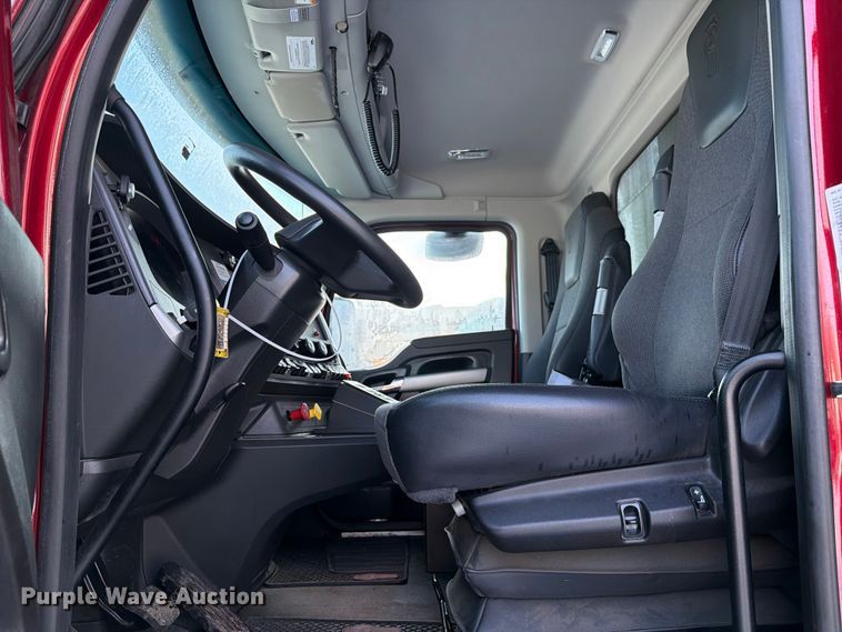 image for item YA2149 2024 Kenworth T880 dump truck