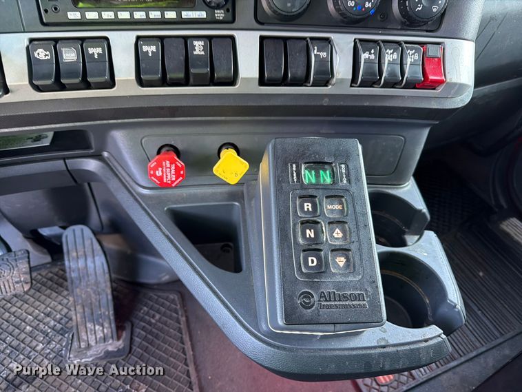 image for item YA2149 2024 Kenworth T880 dump truck