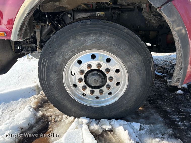 image for item YA2149 2024 Kenworth T880 dump truck