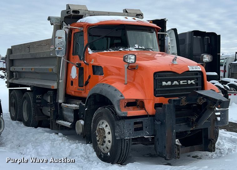 image for item YA2162 2017 Mack GU433 dump truck