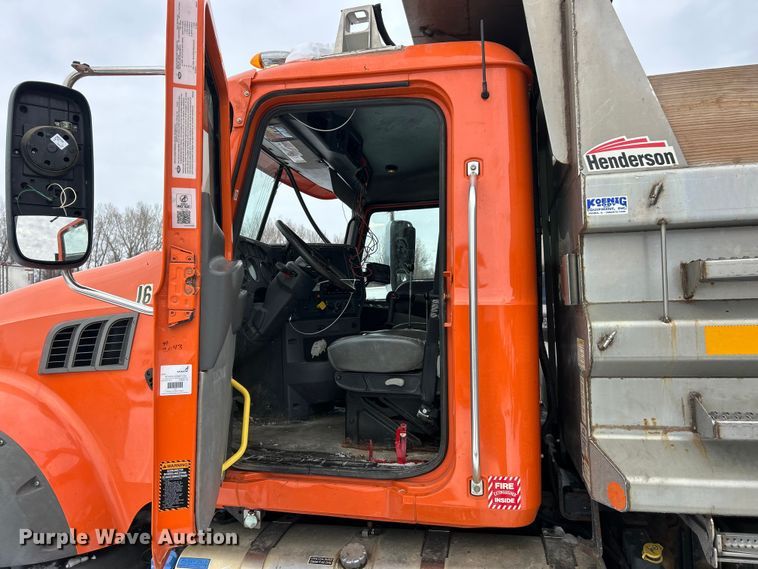 image for item YA2162 2017 Mack GU433 dump truck