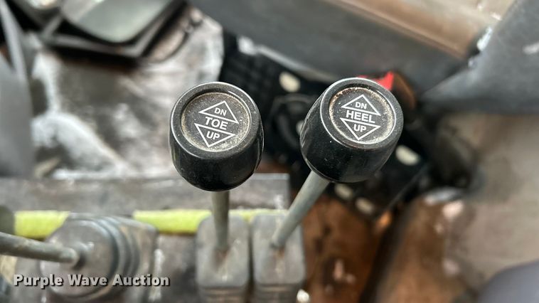 image for item YA2162 2017 Mack GU433 dump truck