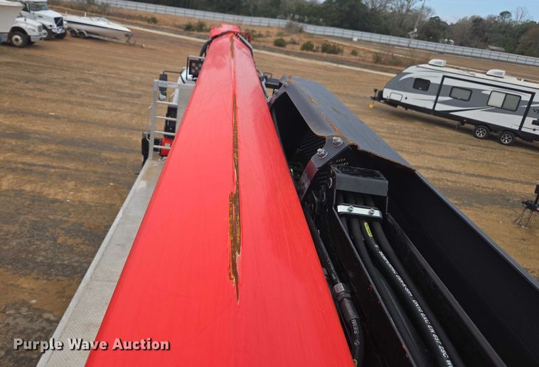 image for item YA2190 2020 Freightliner 114SD crane truck