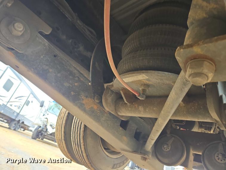 image for item YA2190 2020 Freightliner 114SD crane truck