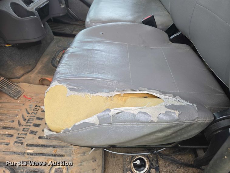 image for item YA2190 2020 Freightliner 114SD crane truck