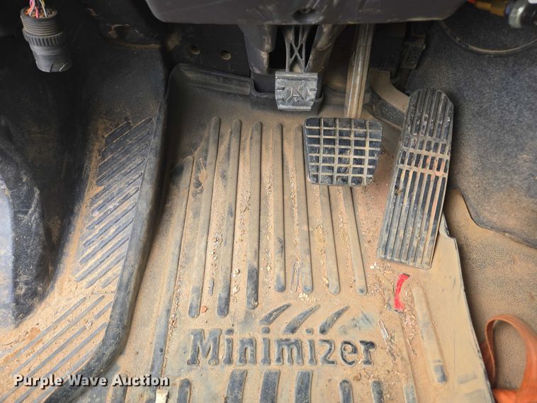 image for item YA2190 2020 Freightliner 114SD crane truck