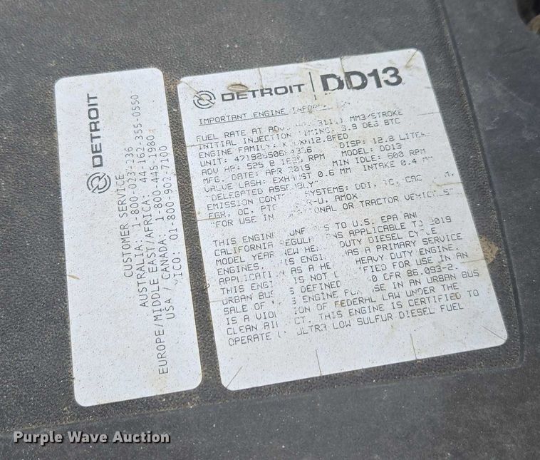 image for item YA2190 2020 Freightliner 114SD crane truck