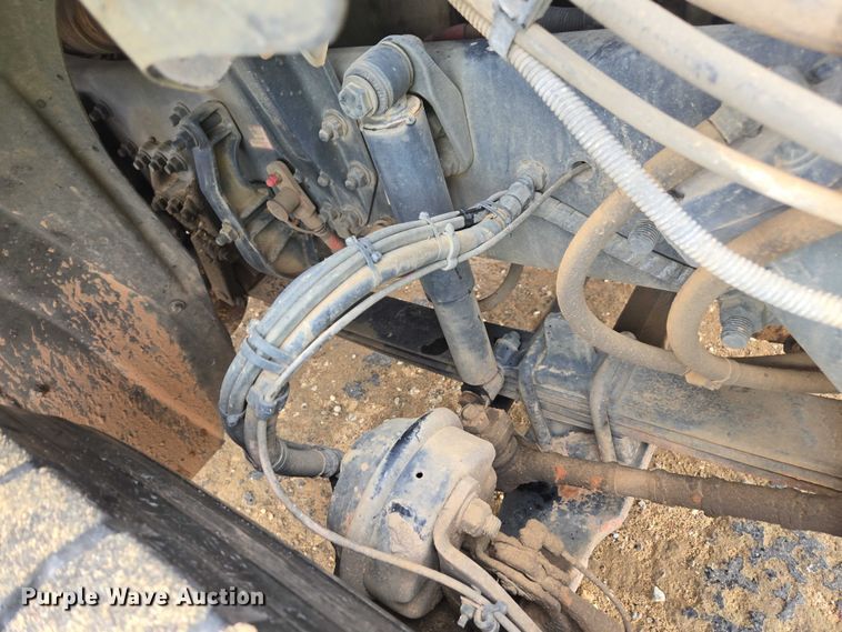 image for item YA2190 2020 Freightliner 114SD crane truck