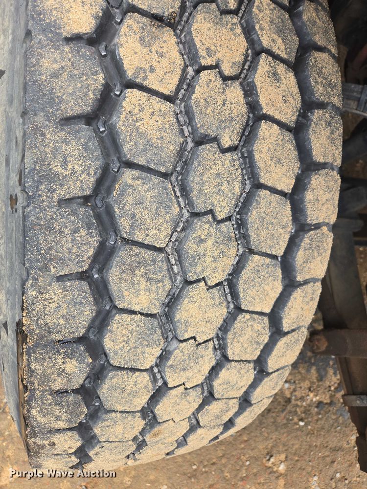 image for item YA2190 2020 Freightliner 114SD crane truck