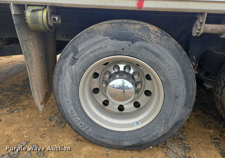 image for item YA2190 2020 Freightliner 114SD crane truck