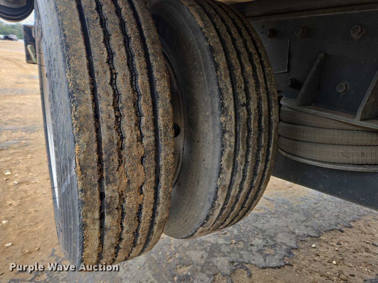 image for item YA2190 2020 Freightliner 114SD crane truck