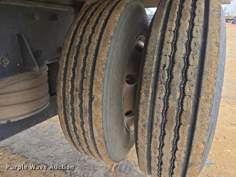 image for item YA2190 2020 Freightliner 114SD crane truck