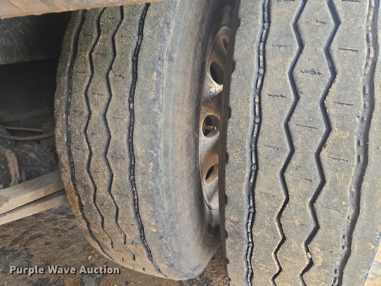 image for item YA2190 2020 Freightliner 114SD crane truck