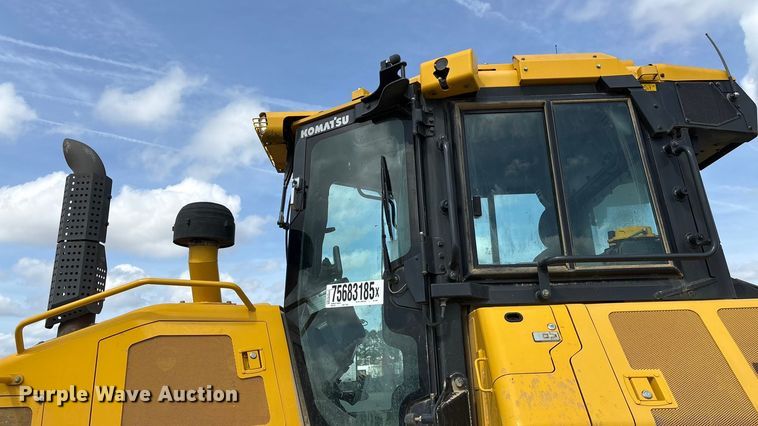 image for item YA2202 2022 Komatsu D71PXI-24 dozer