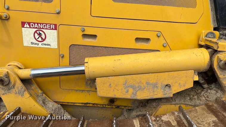 image for item YA2202 2022 Komatsu D71PXI-24 dozer