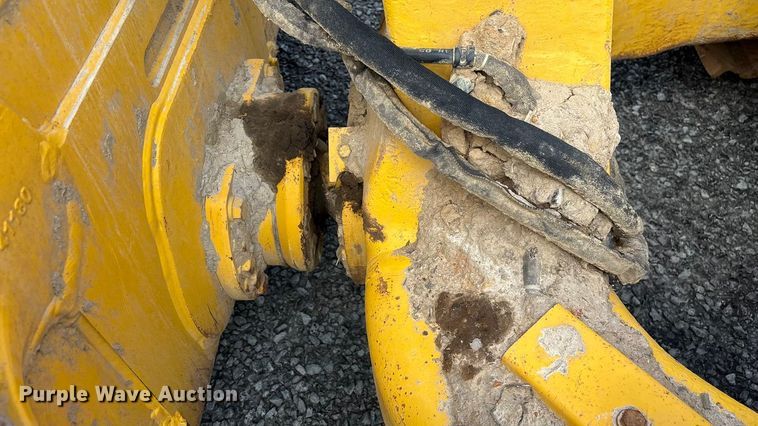 image for item YA2202 2022 Komatsu D71PXI-24 dozer