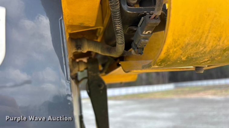 image for item YA2202 2022 Komatsu D71PXI-24 dozer