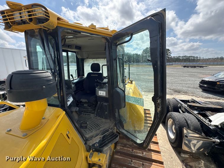 image for item YA2202 2022 Komatsu D71PXI-24 dozer