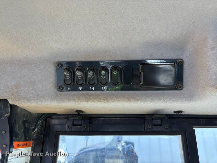 image for item YA2202 2022 Komatsu D71PXI-24 dozer