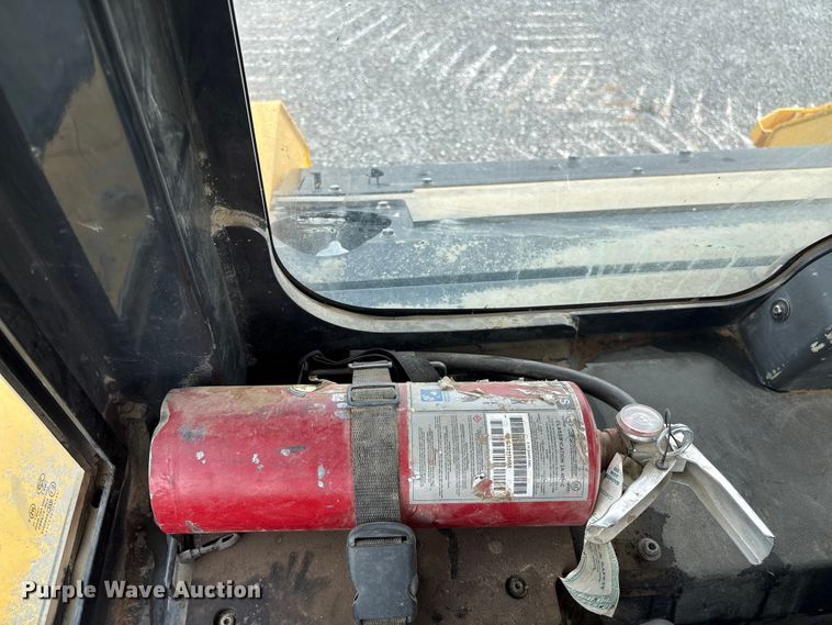 image for item YA2202 2022 Komatsu D71PXI-24 dozer